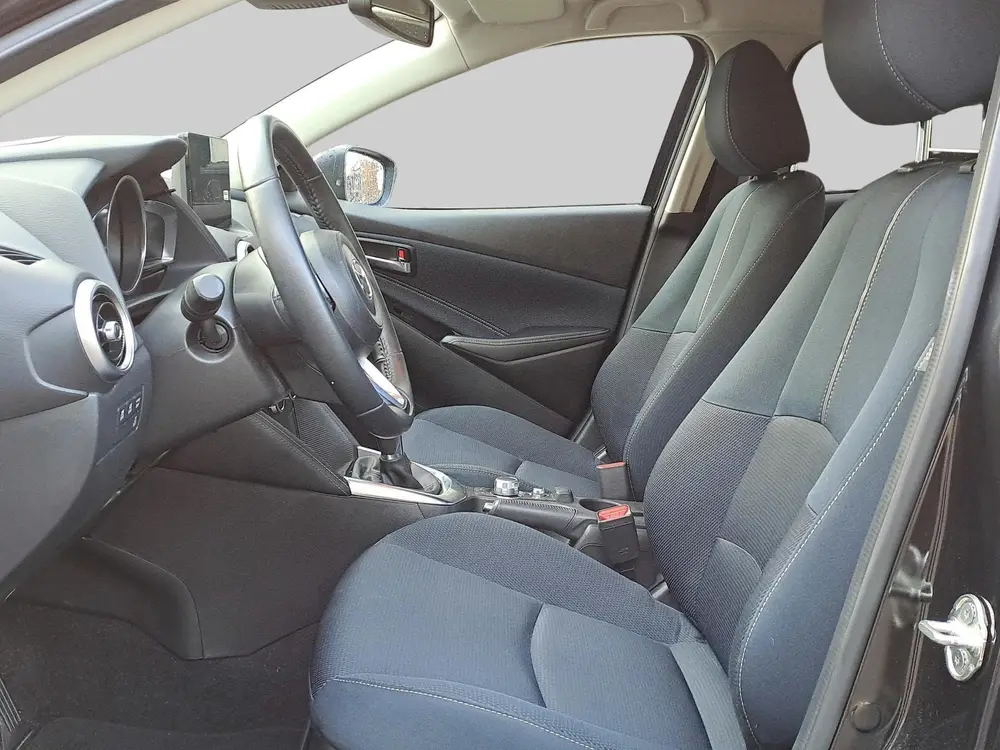 Mazda 2 1.5 SKYACTIV-G 90PK LUXURY NAVI CAMERA HUD uit 2022, foto 5