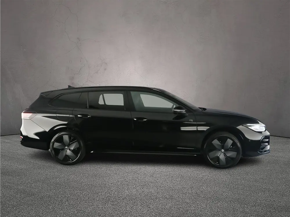 Volkswagen Passat Variant uit 2026, foto 6