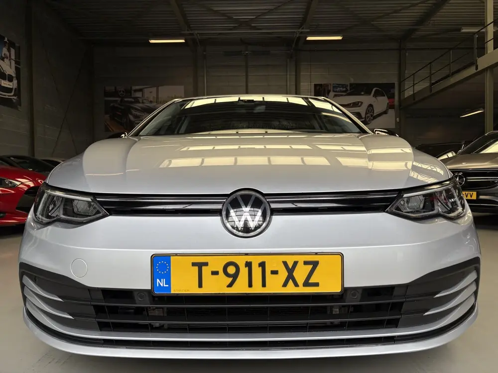 Volkswagen Golf 1.5 eTSI 19inch, Sfeerverlichting, Led uit 2021, foto 10