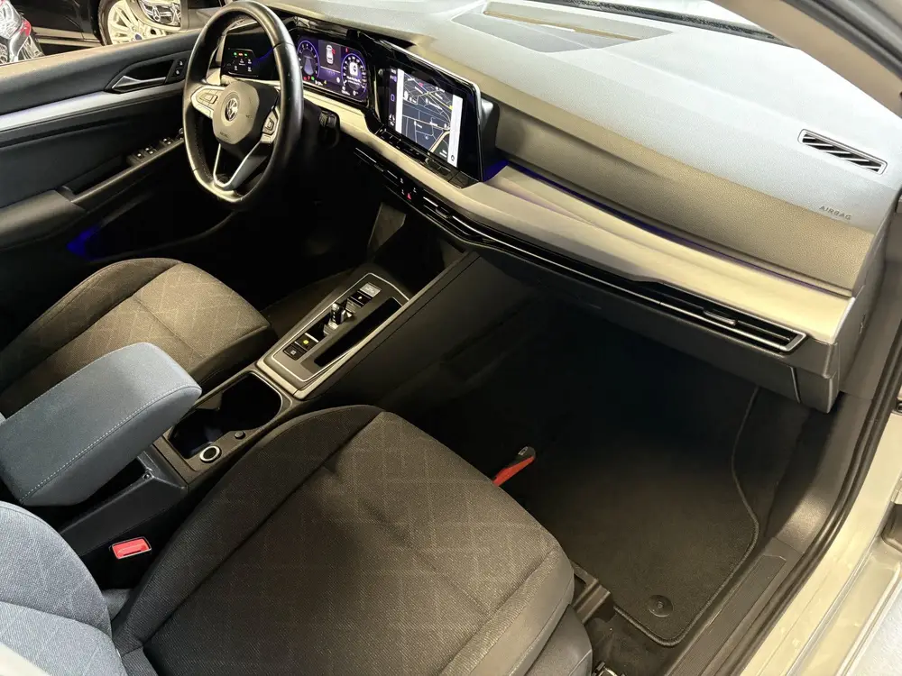 Volkswagen Golf 1.5 eTSI 19inch, Sfeerverlichting, Led uit 2021, foto 19