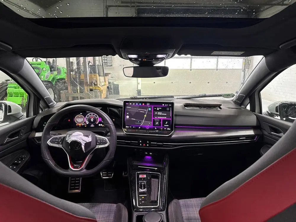 Volkswagen Golf 2.0 TSI GTI | 8.5 | IQ Light | Panoramadak | uit 2024, foto 11