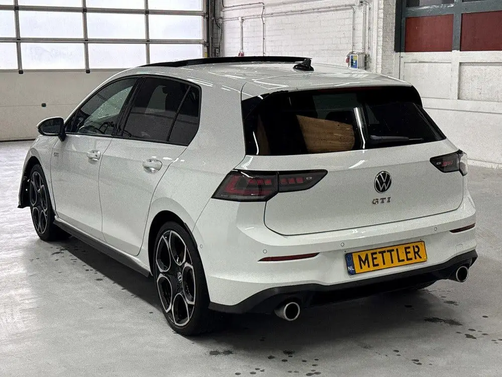 Volkswagen Golf 2.0 TSI GTI | 8.5 | IQ Light | Panoramadak | uit 2024, foto 3