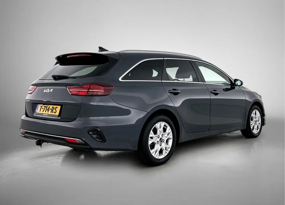Kia Ceed 1.5 T-GDi DynamicPlusLine Trekhaak afne uit 2023, foto 2