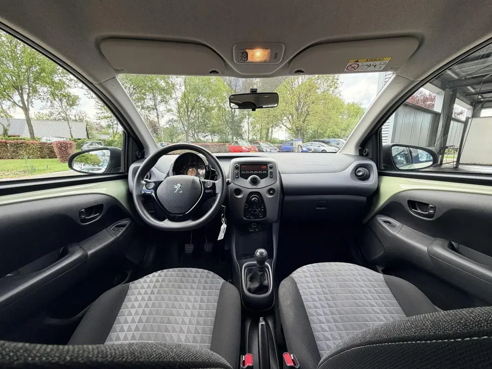 Peugeot 108 1.0 e-VTi Active uit 2021, foto 7