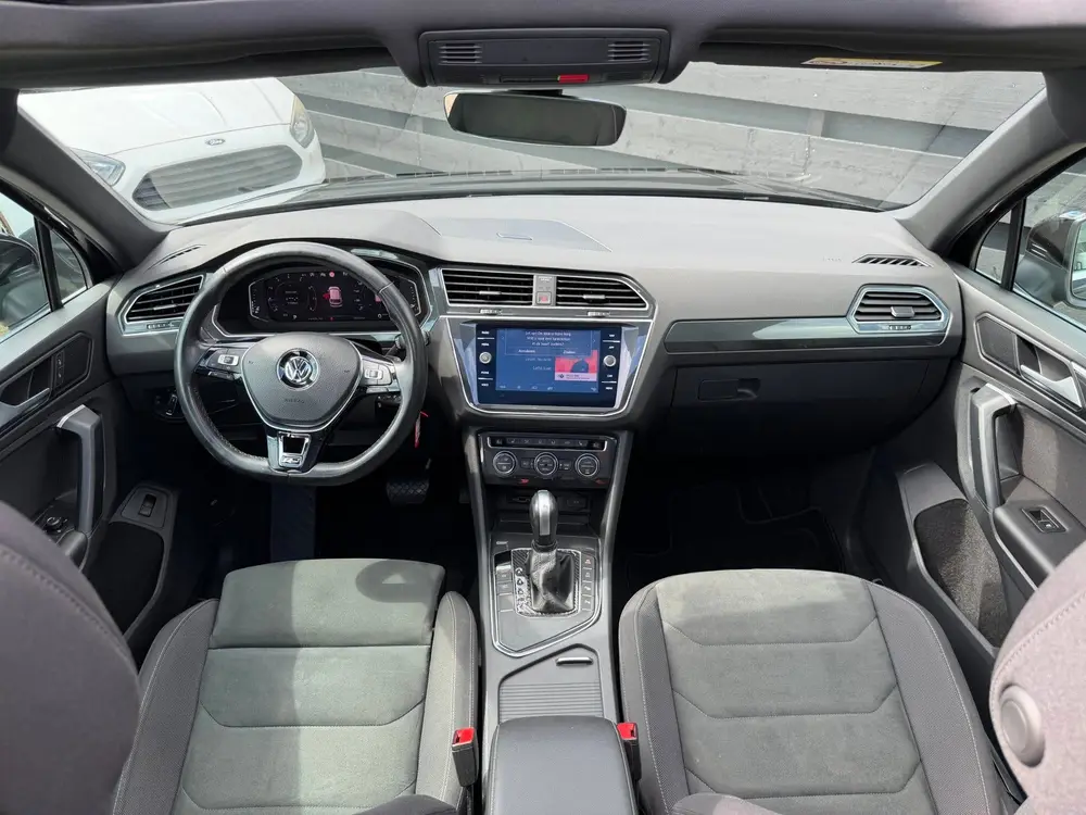 Volkswagen Tiguan 1.5 TSI R Line I ACC I PANO I Trekhaak I A uit 2020, foto 2