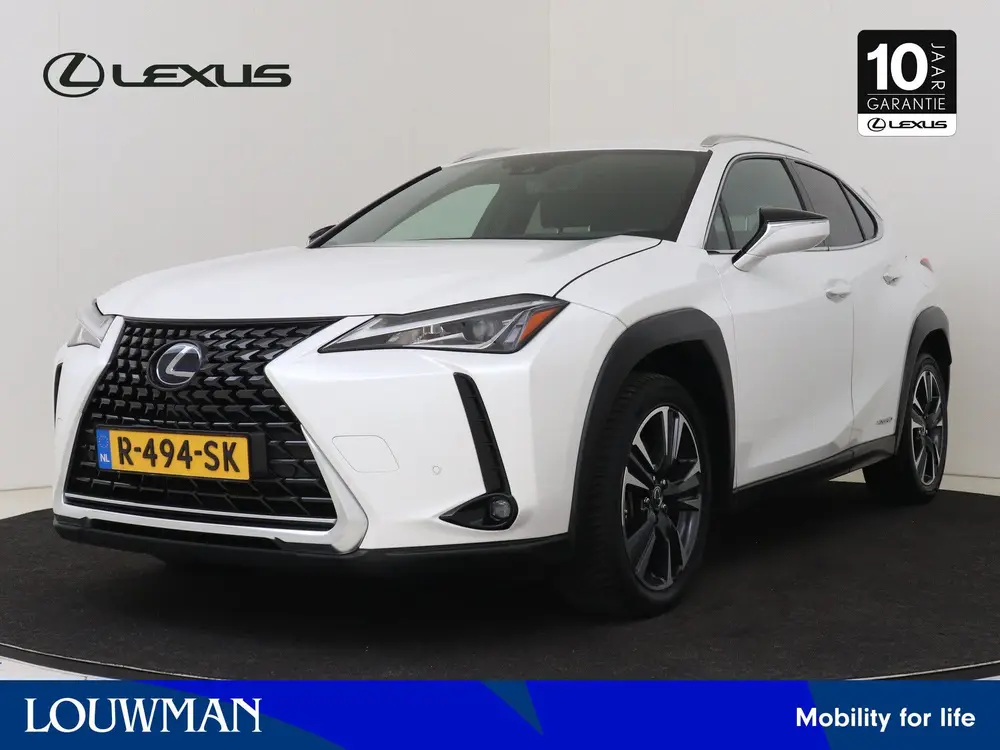 Lexus UX 250h Preference Line | Dealer Onderhouden | Trekhaa uit 2021