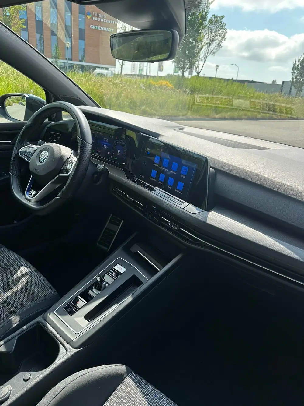 Volkswagen Golf GTE uit 2021, foto 19