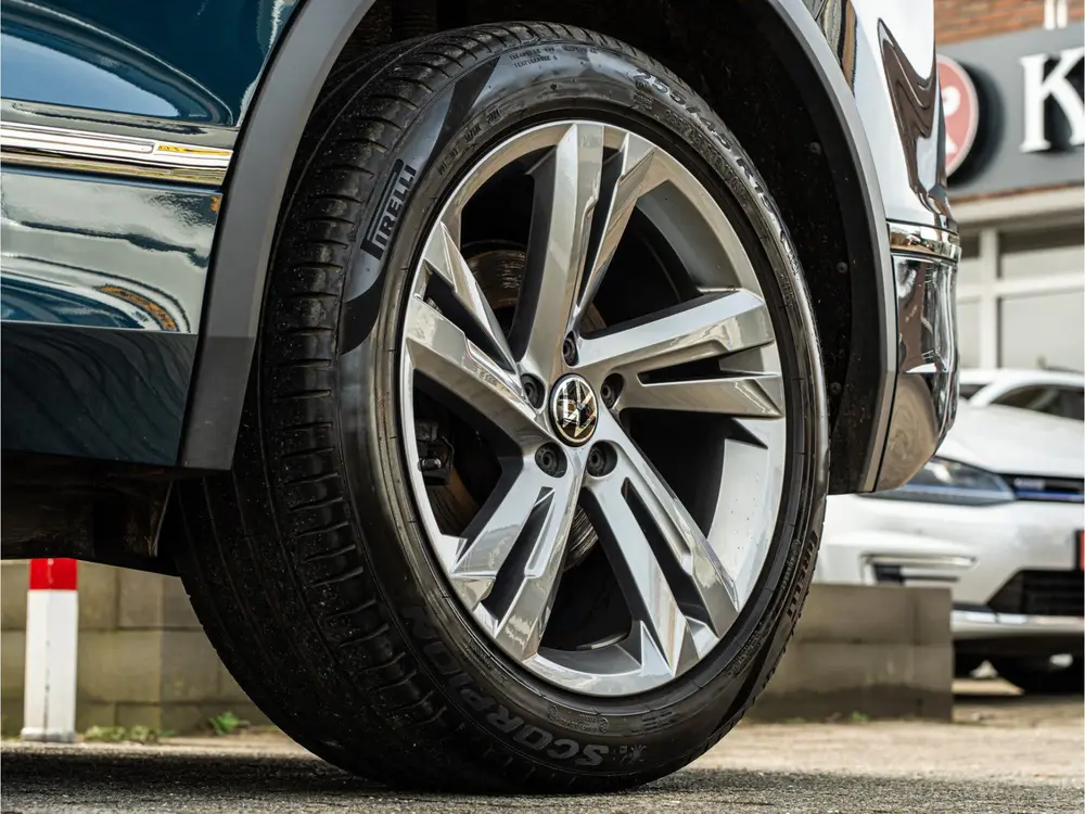 Volkswagen Tiguan 1.4 TSI eHybrid R-Line Business+ 19 INCH C uit 2021, foto 11
