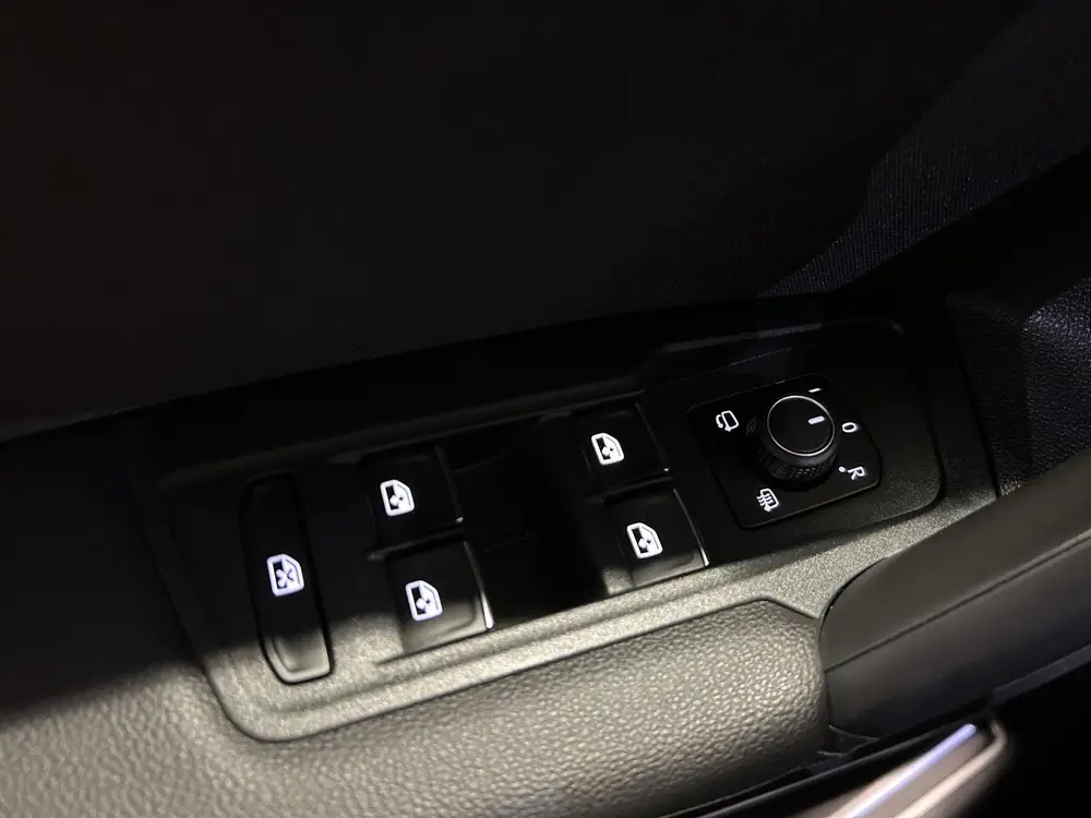 Volkswagen Tiguan 1.5 TSI ACT R-line | Panoramadak | Massage uit 2020, foto 20