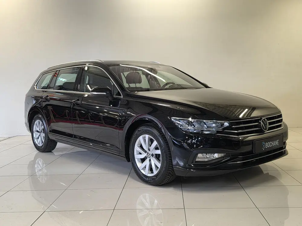 Volkswagen Passat Variant 1.5 TSI Business | Camera | Naviga uit 2023, foto 5