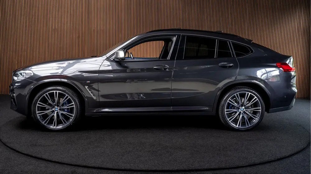 BMW X4 M40i NL auto NAP HUD Panodak 360° Harman K uit 2020, foto 2