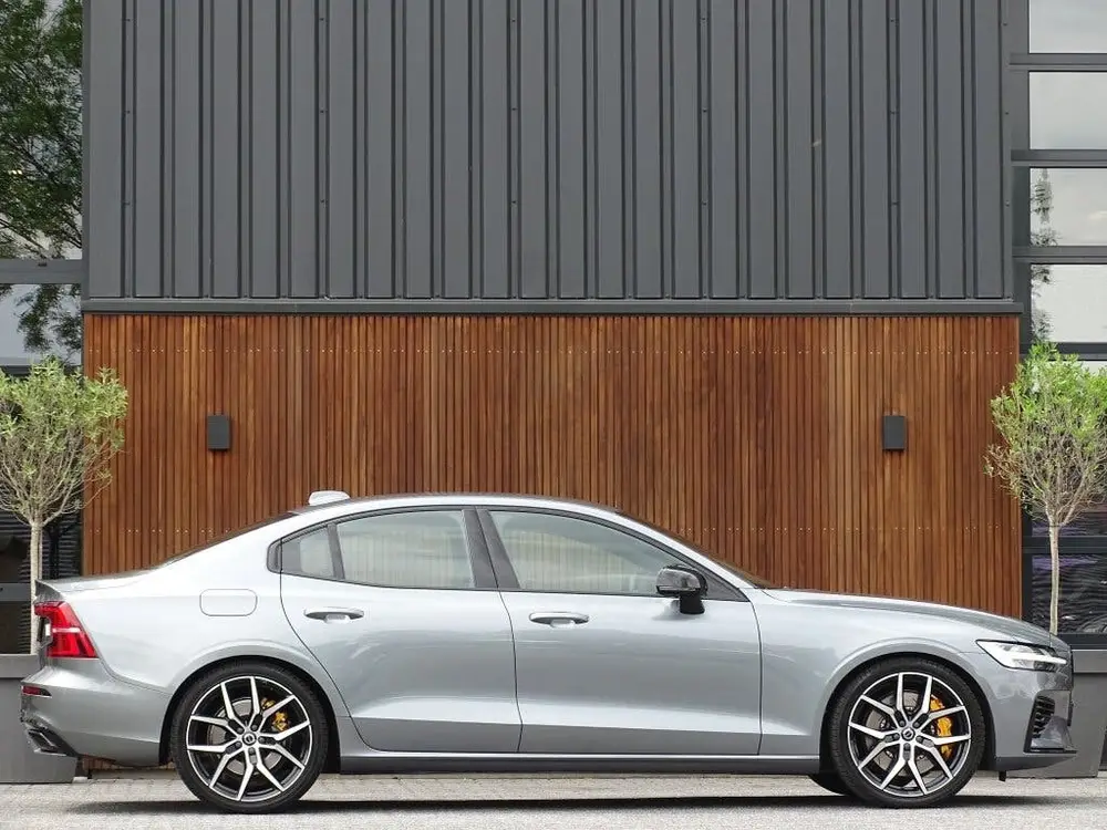 Volvo S60 T8 Polestar 405PK AWD / Harman Kardon / Brembo uit 2019, foto 3