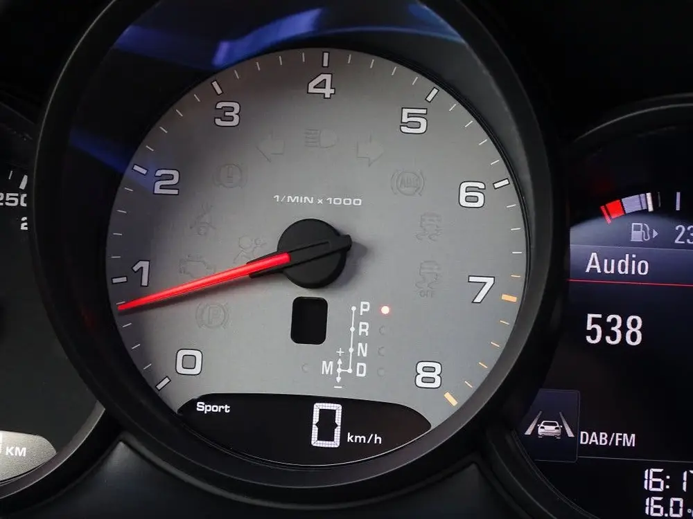 Porsche Macan 3.0 S 354PK / PCM / panoramadakraam / LED uit 2019, foto 19