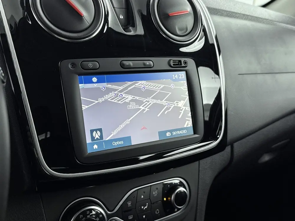 Dacia Logan MCV 0.9 TCe Tech Road Stepway 90Pk | Navigatie | uit 2020, foto 18