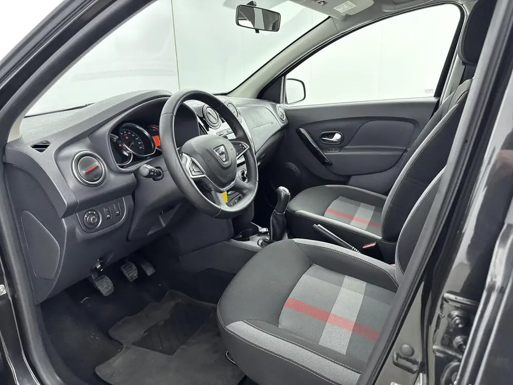 Dacia Logan MCV 0.9 TCe Tech Road Stepway 90Pk | Navigatie | uit 2020, foto 8