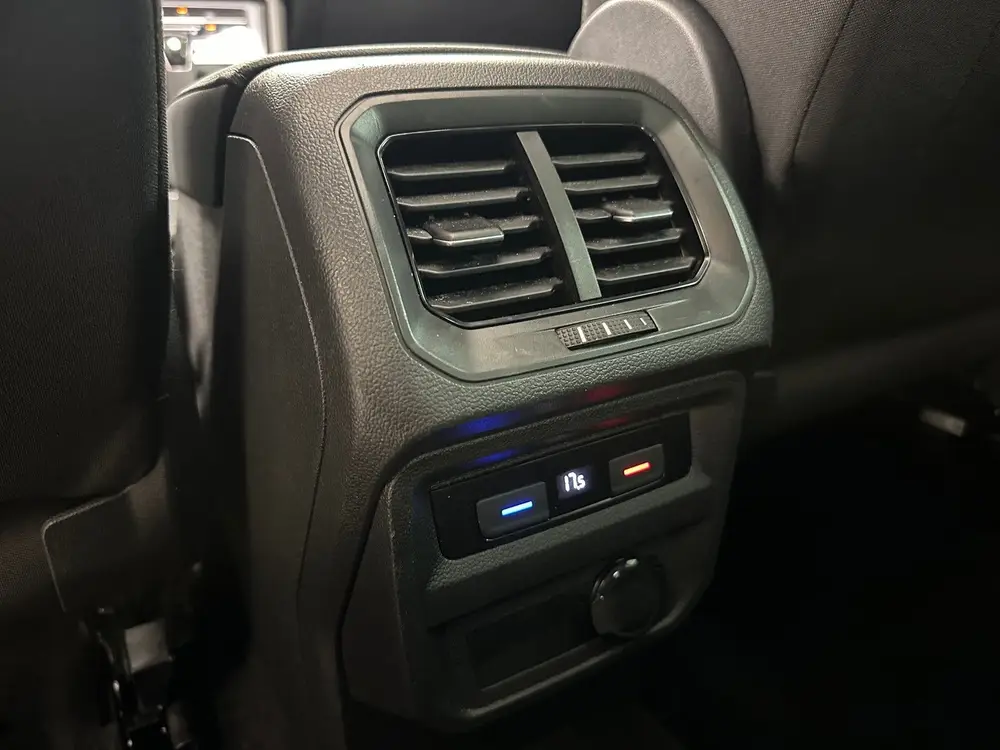 Volkswagen Tiguan 1.5 TSI Elegance | Harman/Kardon | 360 cam uit 2021, foto 20