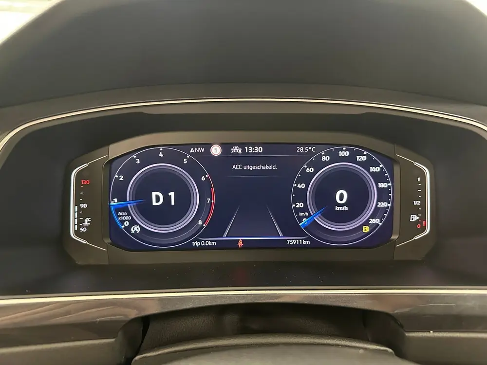 Volkswagen Tiguan 1.5 TSI Elegance | Harman/Kardon | 360 cam uit 2021, foto 6