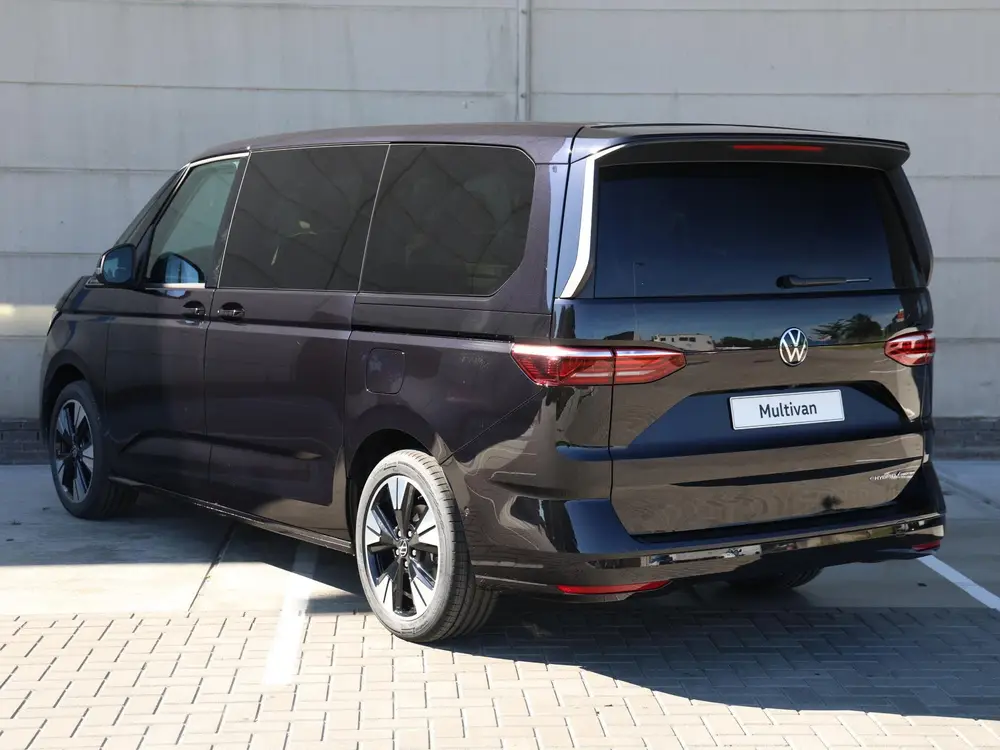 Volkswagen Multivan Bulli Edition L2 1.5 eHybrid EU6 180 kW uit 2026, foto 12
