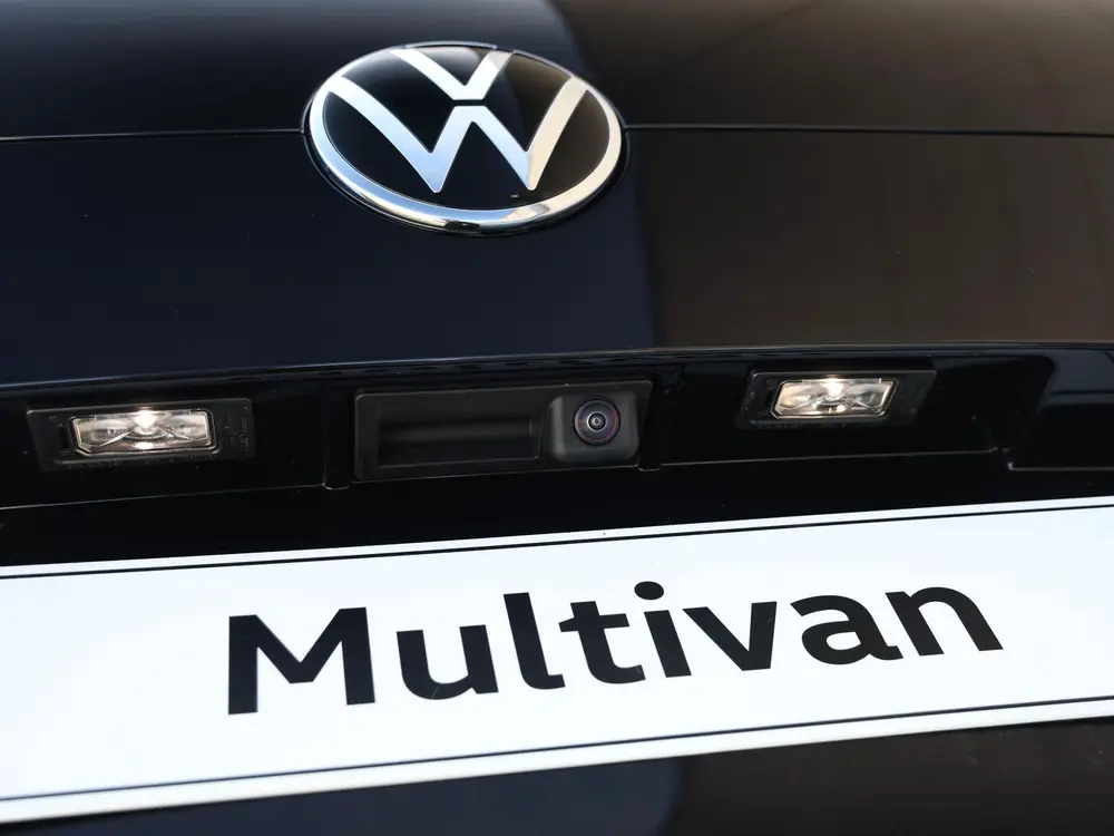 Volkswagen Multivan Bulli Edition L2 1.5 eHybrid EU6 180 kW uit 2026, foto 18