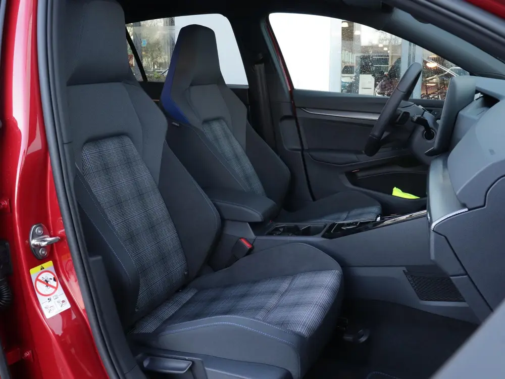 Volkswagen Golf GTE 1.5 eHybrid 272pk Trekhaak inklapbaar | uit 2026, foto 9