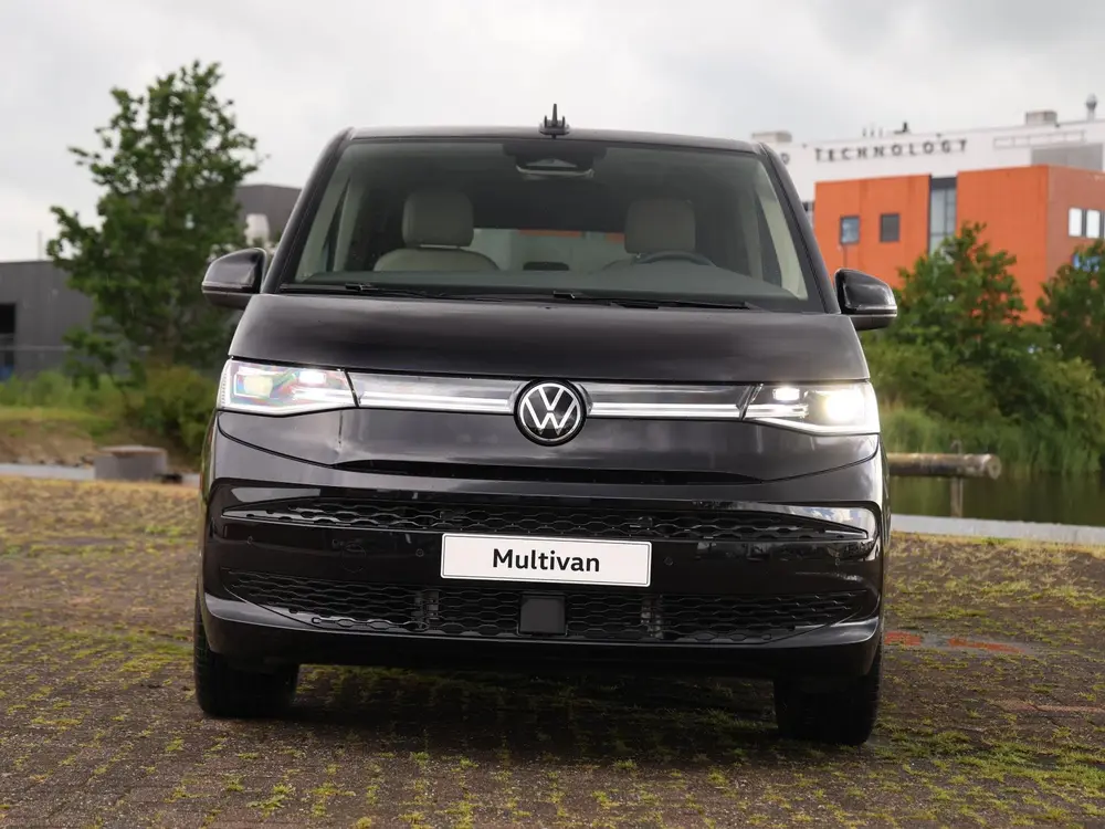 Volkswagen Multivan Bulli Edition L2 1.5 eHybrid EU6 180 kW uit 2026, foto 13