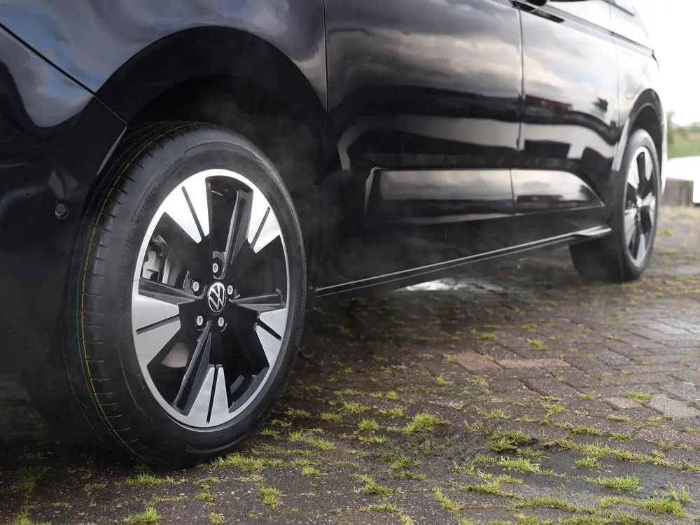 Volkswagen Multivan Bulli Edition L2 1.5 eHybrid EU6 180 kW uit 2026, foto 17