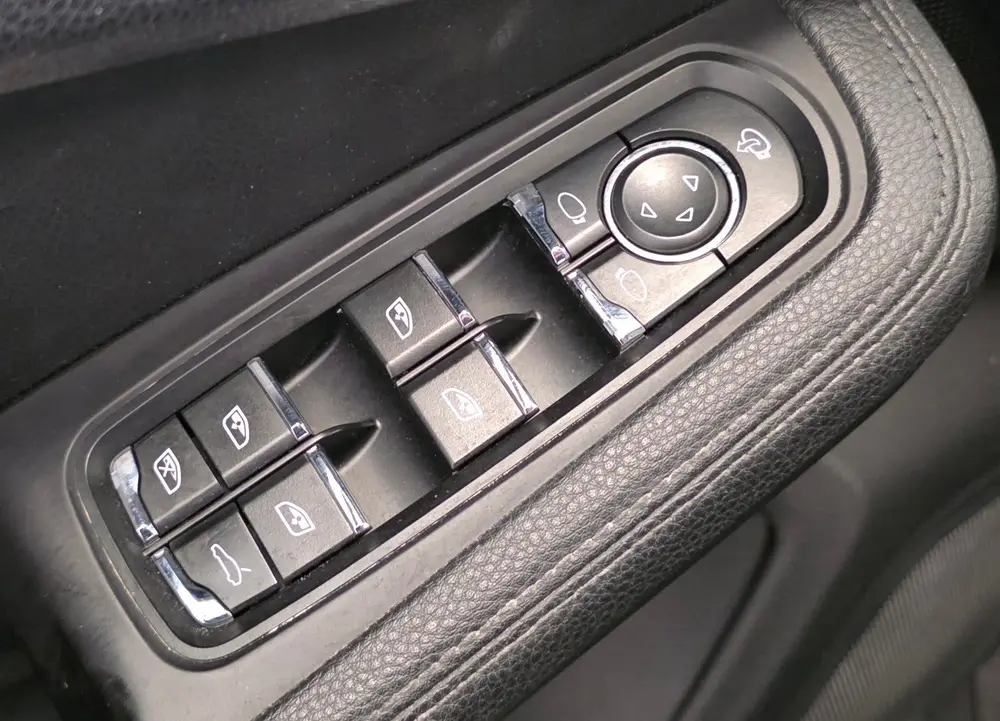 Porsche Macan 2.0T Panoramadak Camera Lederenbekleding Andro uit 2019, foto 16