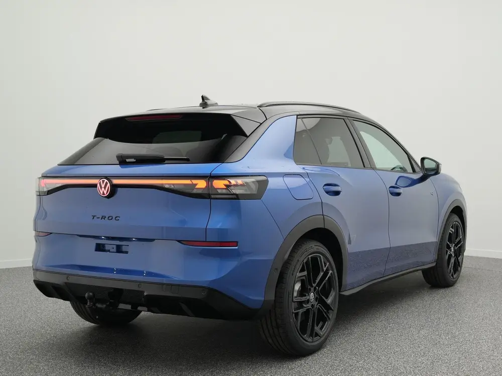 Volkswagen T-Roc R-Line First Edition 1.5 eTSI 150 PK SUV | uit 2026, foto 2