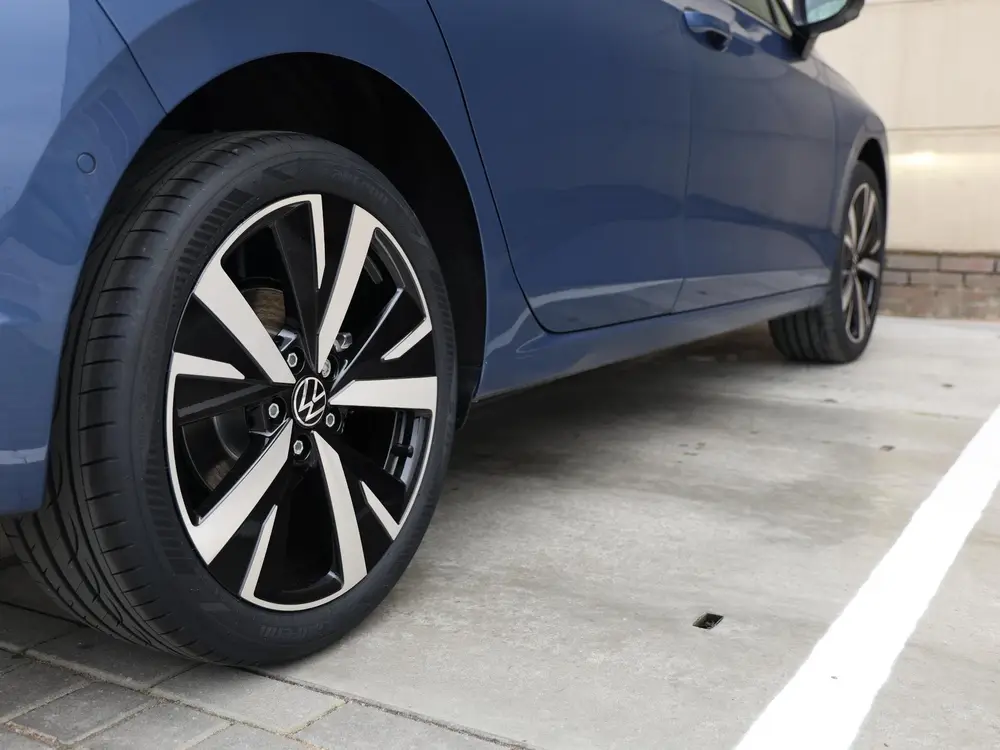 Volkswagen Golf Life Edition 1.5 eHybrid 204 PK | 18" velgen uit 2026, foto 19