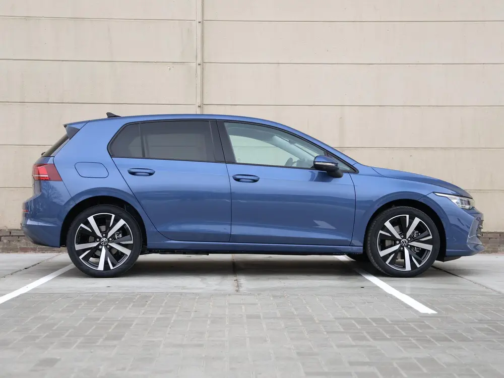 Volkswagen Golf Life Edition 1.5 eHybrid 204 PK | 18" velgen uit 2026, foto 2