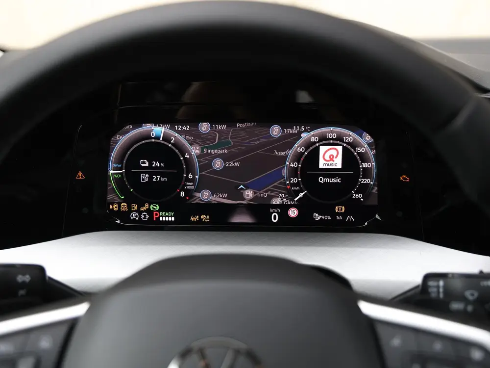 Volkswagen Golf Life Edition 1.5 eHybrid 204 PK | 18" velgen uit 2026, foto 9