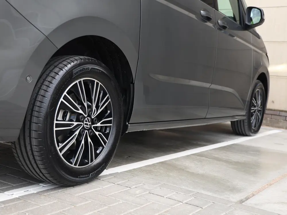 Volkswagen Multivan Economy Business L2 1.5 eHybrid EU6 180 uit 2026, foto 17