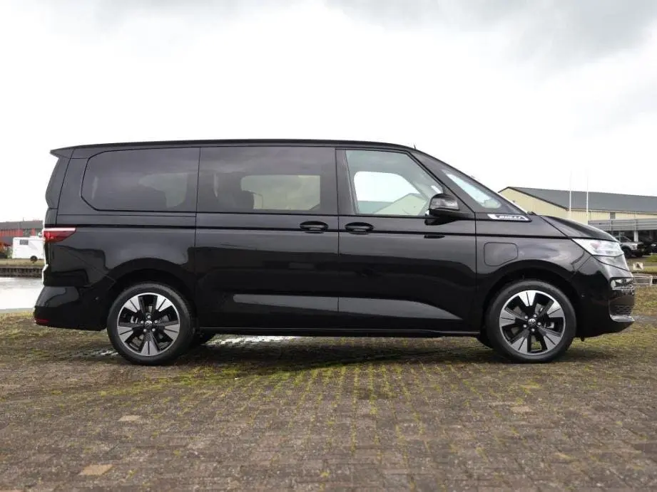 Volkswagen Multivan Bulli Edition L2 1.5 eHybrid EU6 180 kW uit 2026, foto 2
