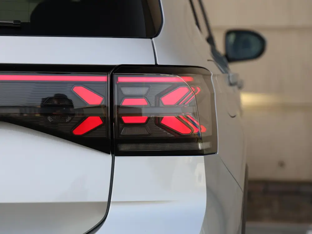Volkswagen T-Cross Life Edition 1.0 TSI 95 PK | Camera | PDC uit 2026, foto 16