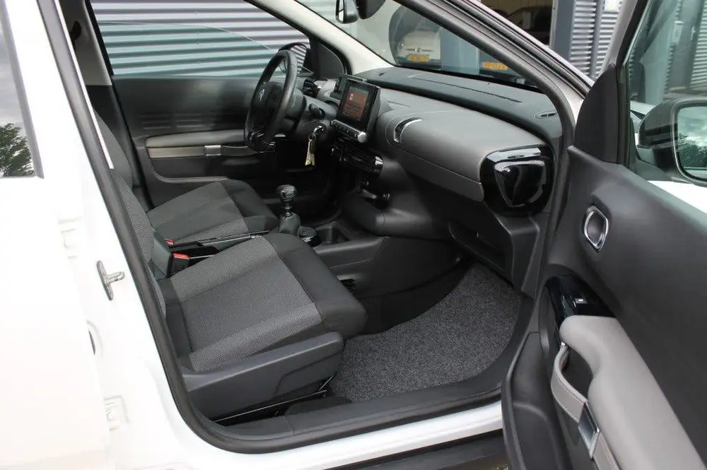Citroën C4 Cactus Citroen C4 CACTUS 1.2 PureTech Business Uitv. NAVIGATIE uit 2019, foto 3