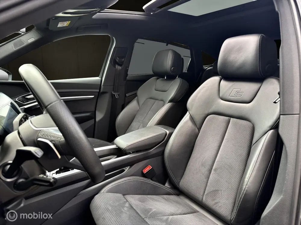 Audi e-tron 55 Quattro uit 2023, foto 10
