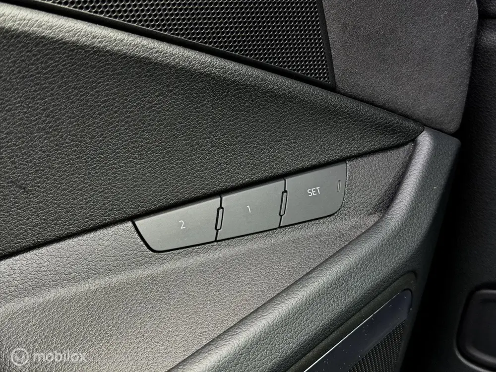 Audi e-tron 55 Quattro uit 2023, foto 12