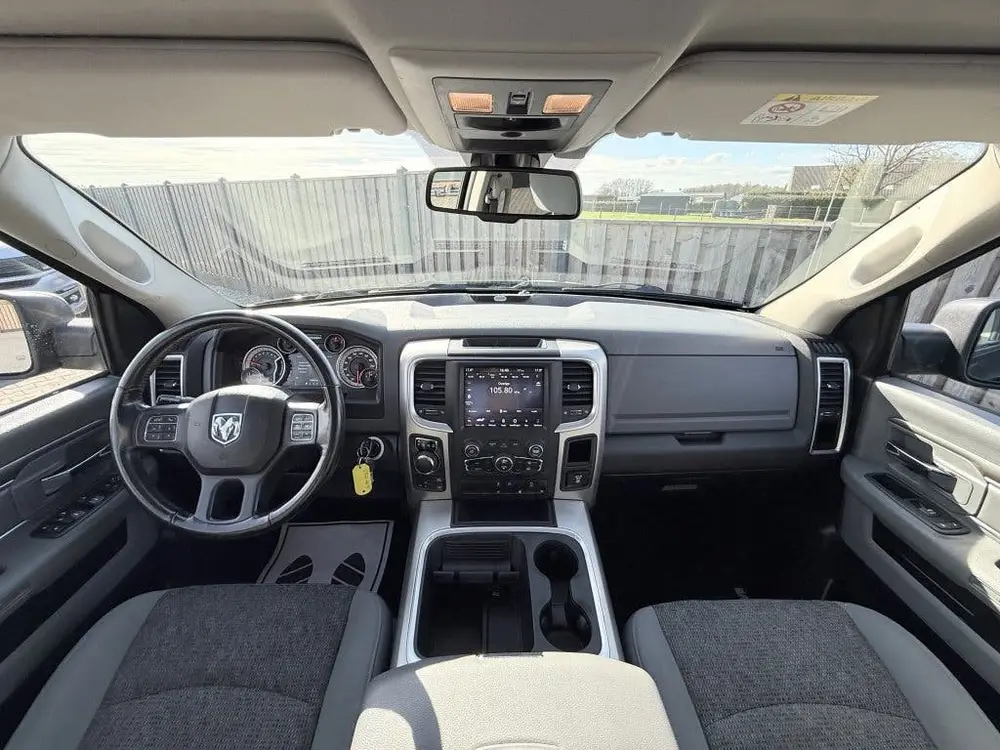 Dodge Ram 1500 Classic HEMI V8 4x4 (bj 2020, automaat) uit 2020, foto 13