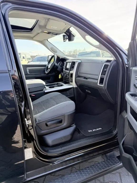 Dodge Ram 1500 Classic HEMI V8 4x4 (bj 2020, automaat) uit 2020, foto 15