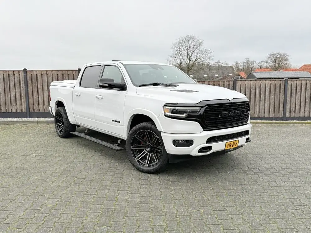 Dodge Ram 1500 5.7 V8 4x4 HEMI LIMITED HARMAN/KARDON uit 2021