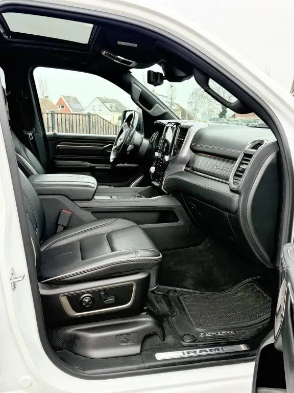 Dodge Ram 1500 5.7 V8 4x4 HEMI LIMITED HARMAN/KARDON uit 2021, foto 18