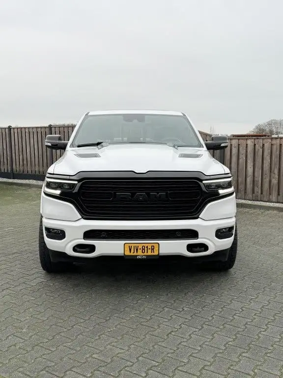 Dodge Ram 1500 5.7 V8 4x4 HEMI LIMITED HARMAN/KARDON uit 2021, foto 2
