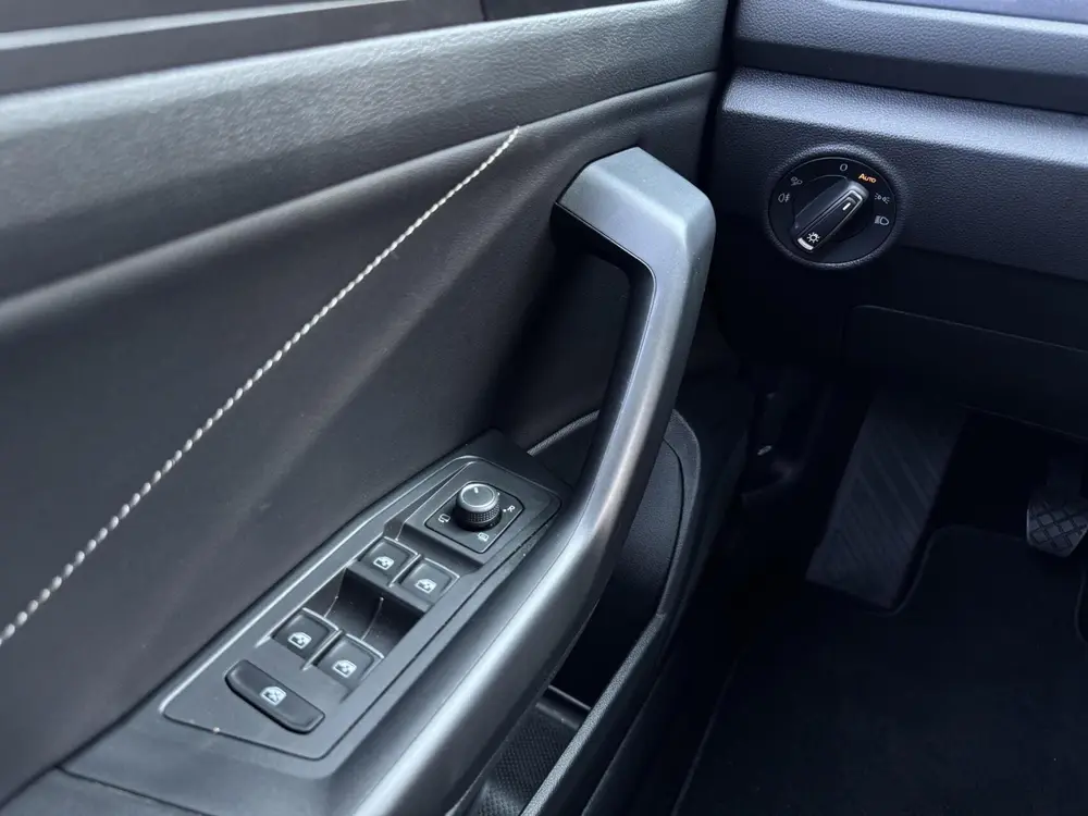 Volkswagen T-Roc 1.0 TSI Style | Digital Cockpit | LED | Car uit 2022, foto 18