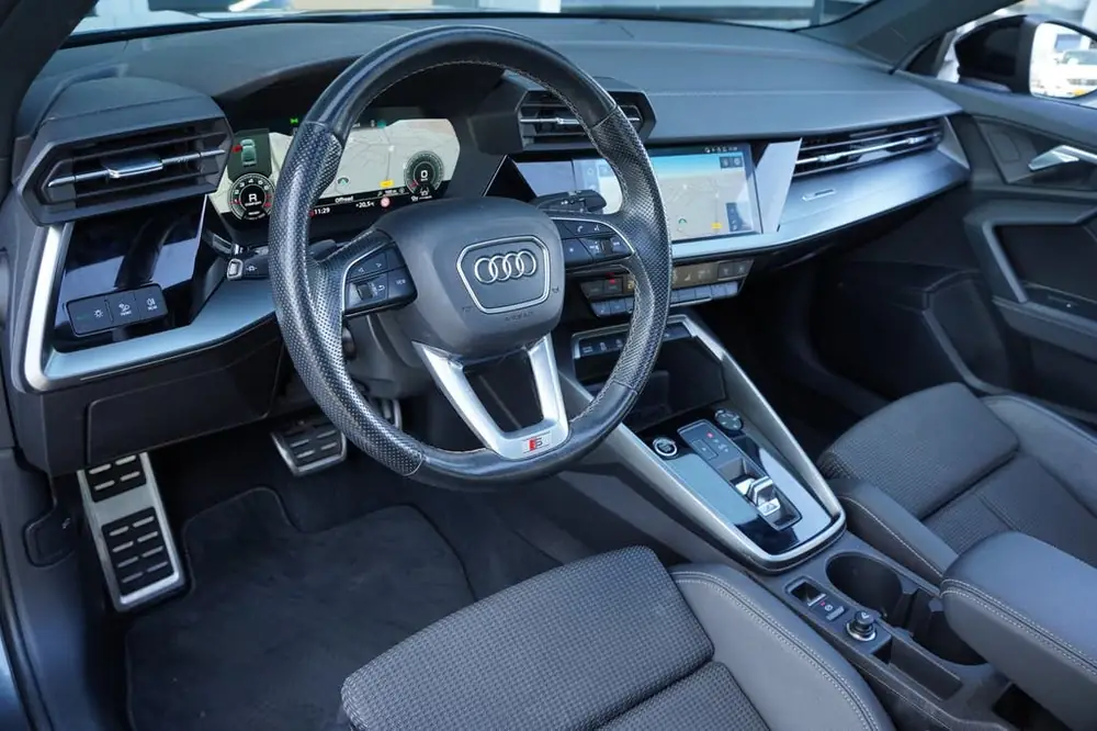 Audi A3 LIMOUSINE 35 TFSI S-Line S-tronic Pano Navi Led Lede uit 2021, foto 3