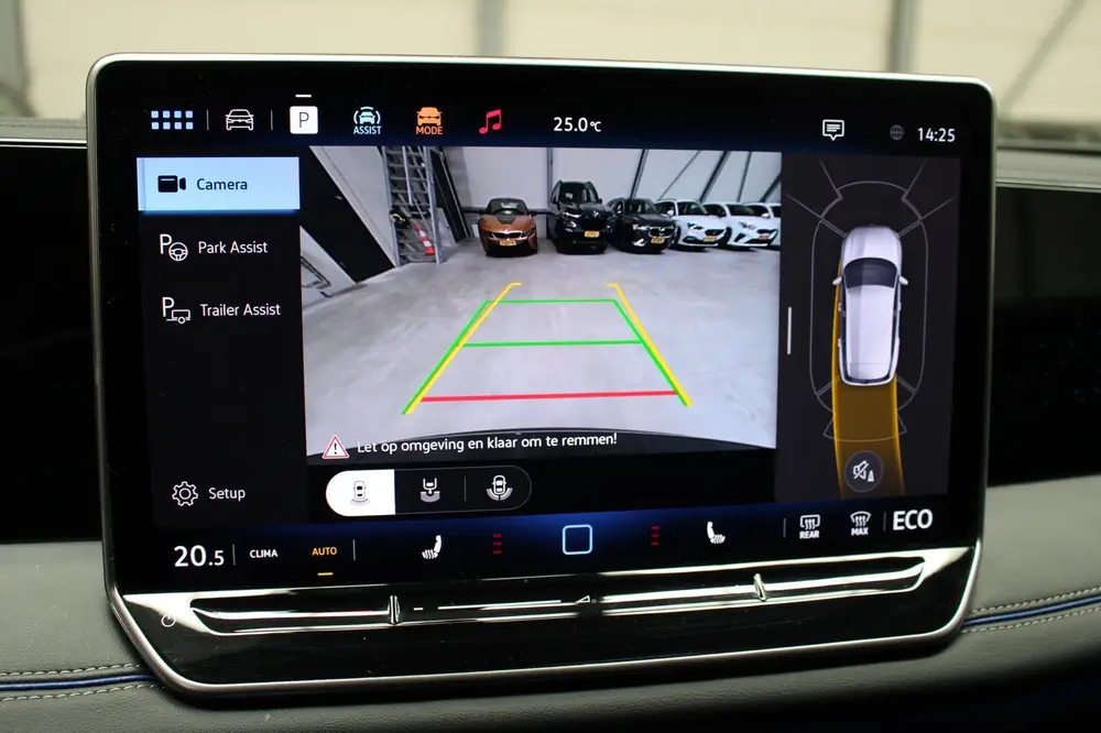 Volkswagen Tiguan 1.5 eHybrid R-Line Camera/Trekhaak/Black p uit 2024, foto 9