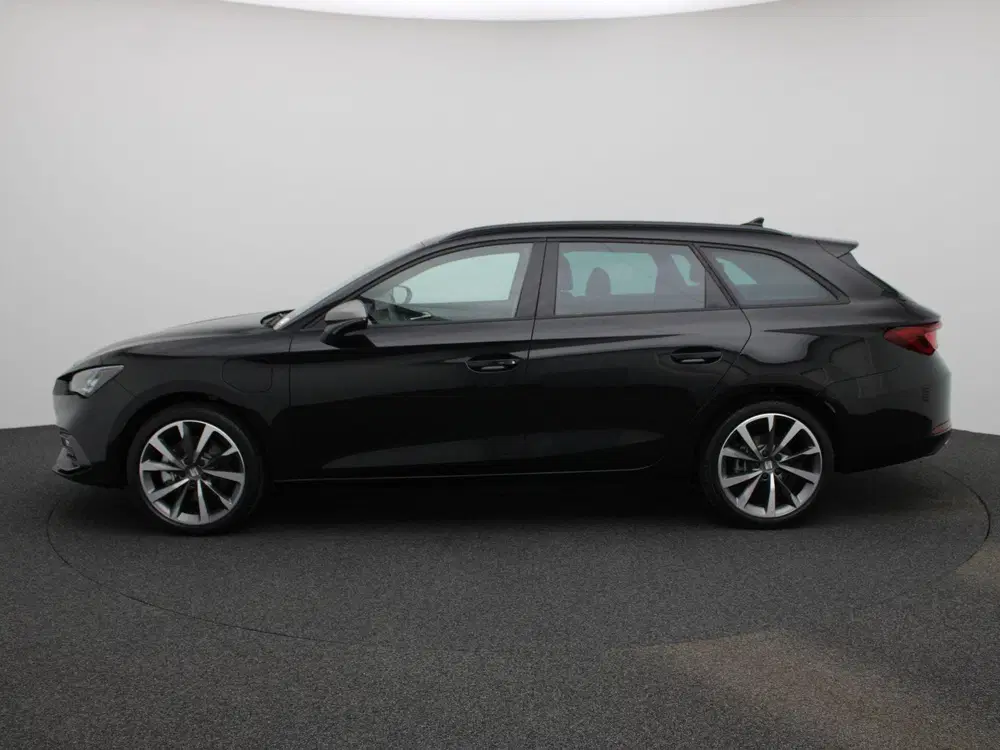 SEAT Leon 1.5 TSI e-Hybrid FR Business 204 PK uit 2026, foto 4