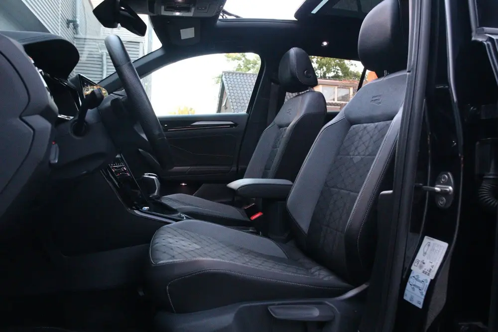 Volkswagen T-Roc 1.5 TSI 3x R-Line| Pano| I.Q.| Camera| Keyl uit 2022, foto 15