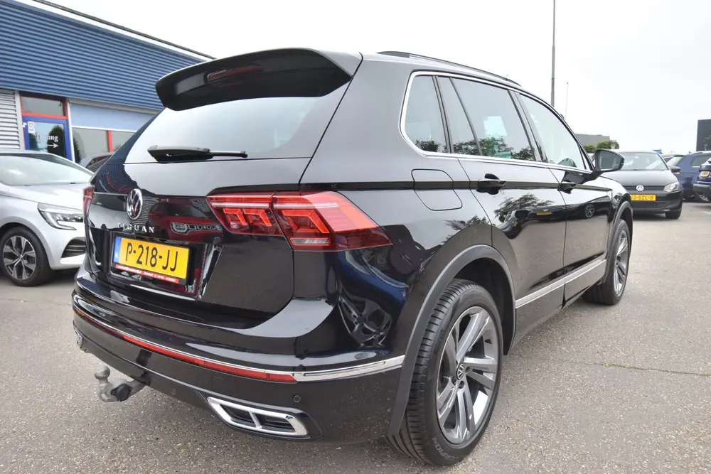 Volkswagen Tiguan 1.4 TSI eHybrid R-Line Business+ , TREKHAA uit 2022, foto 15