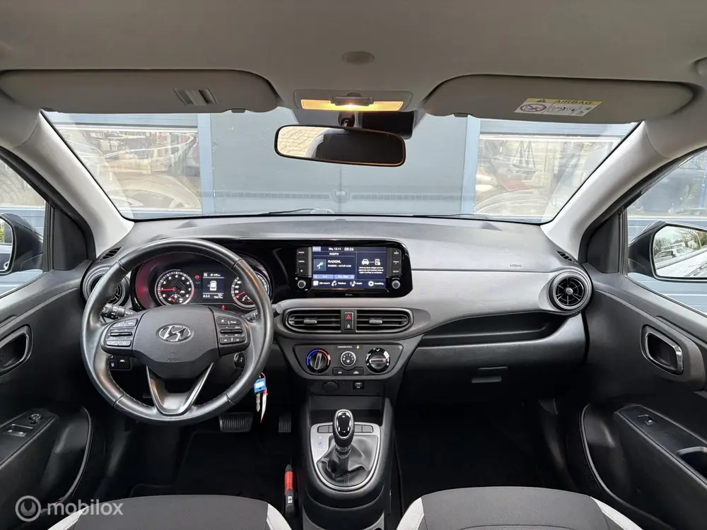 Hyundai I10 1.0 Comfort Automaat uit 2022, foto 10