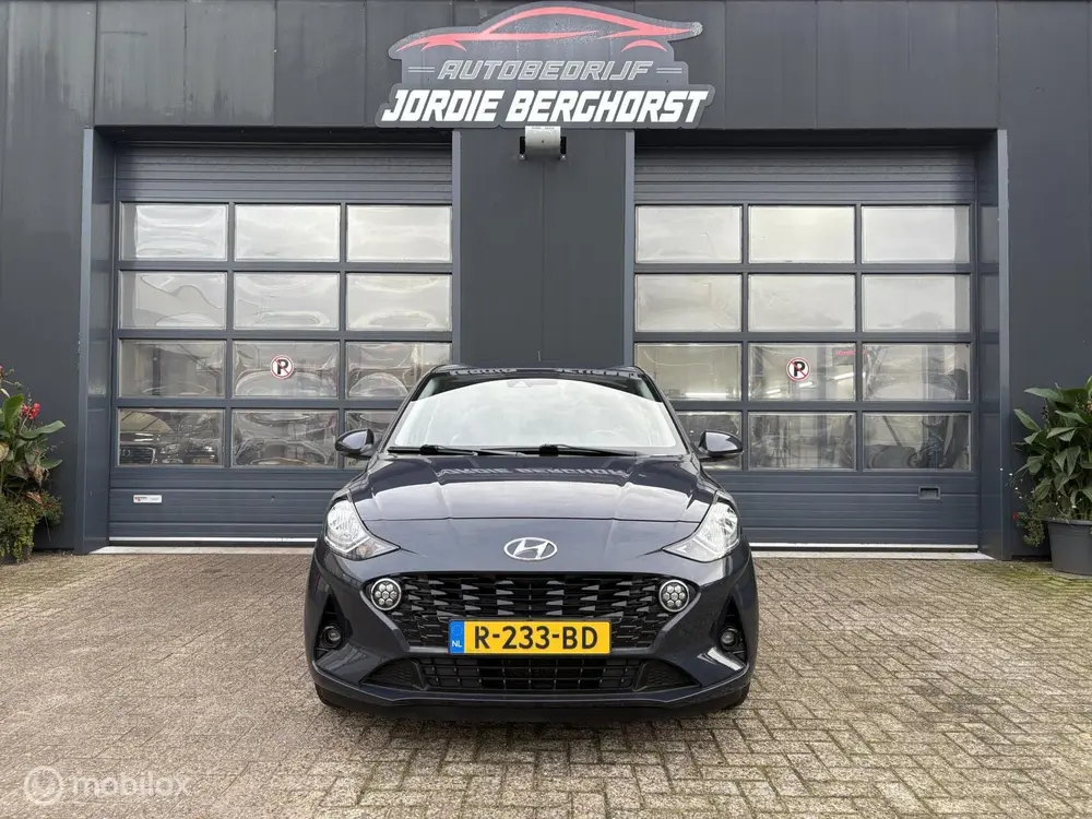 Hyundai I10 1.0 Comfort Automaat uit 2022, foto 2